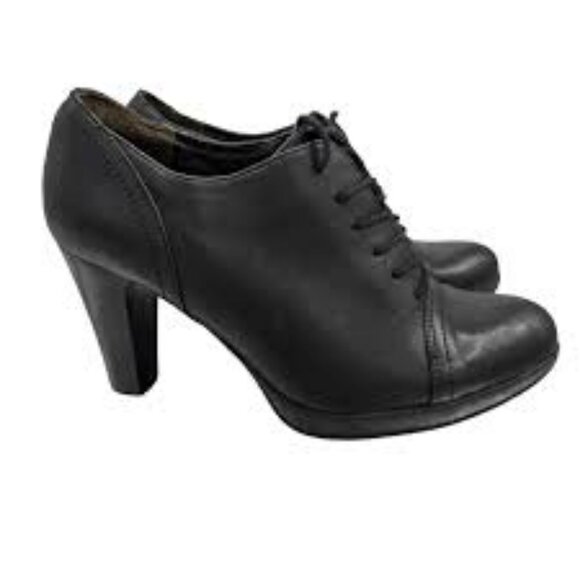 Rialto Black Bootie Shoe Laced Boot Faux leather womens size 7.5 M - Picture 12 of 12